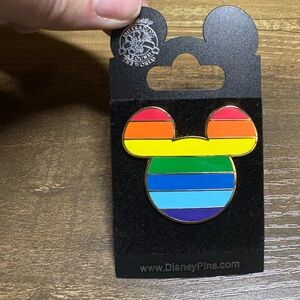 New WDW Mickey Pride pin